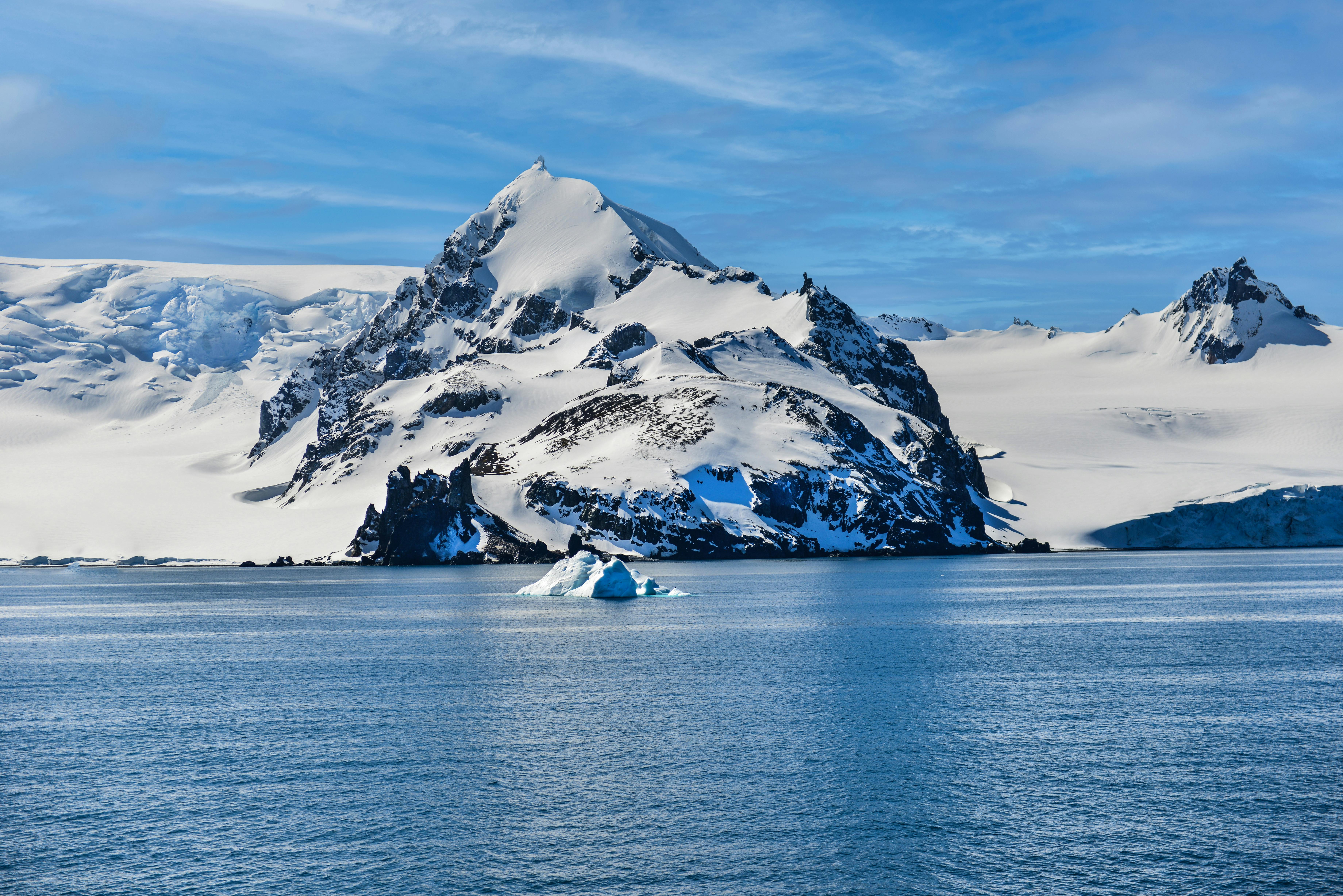 Polar expedition image for Hervéou Port